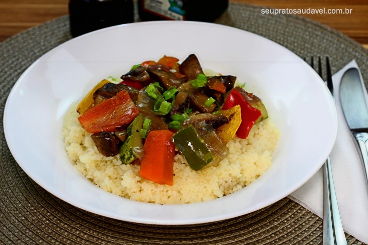 cuscuz cogumelo e legumes 1
